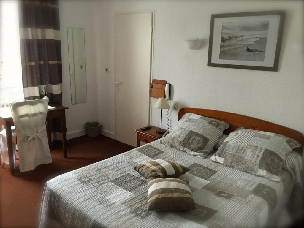 Hôtel L'Estuaire à Talmont-sur-Gironde Extérieur photo